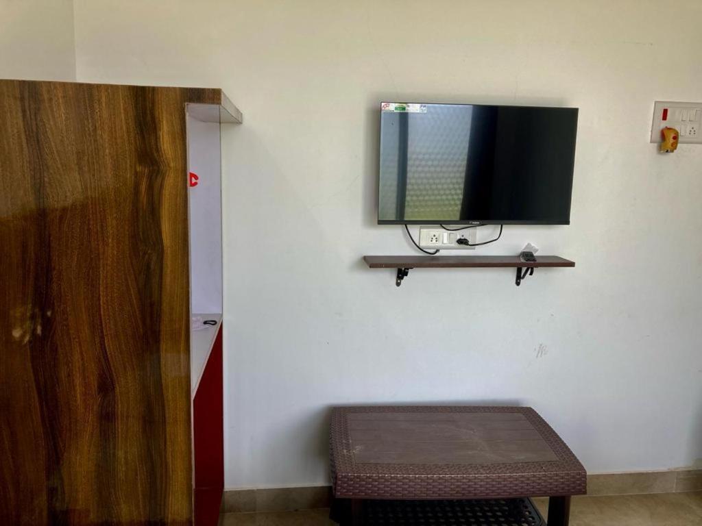 Seanest Hotel Алибаг Екстериор снимка