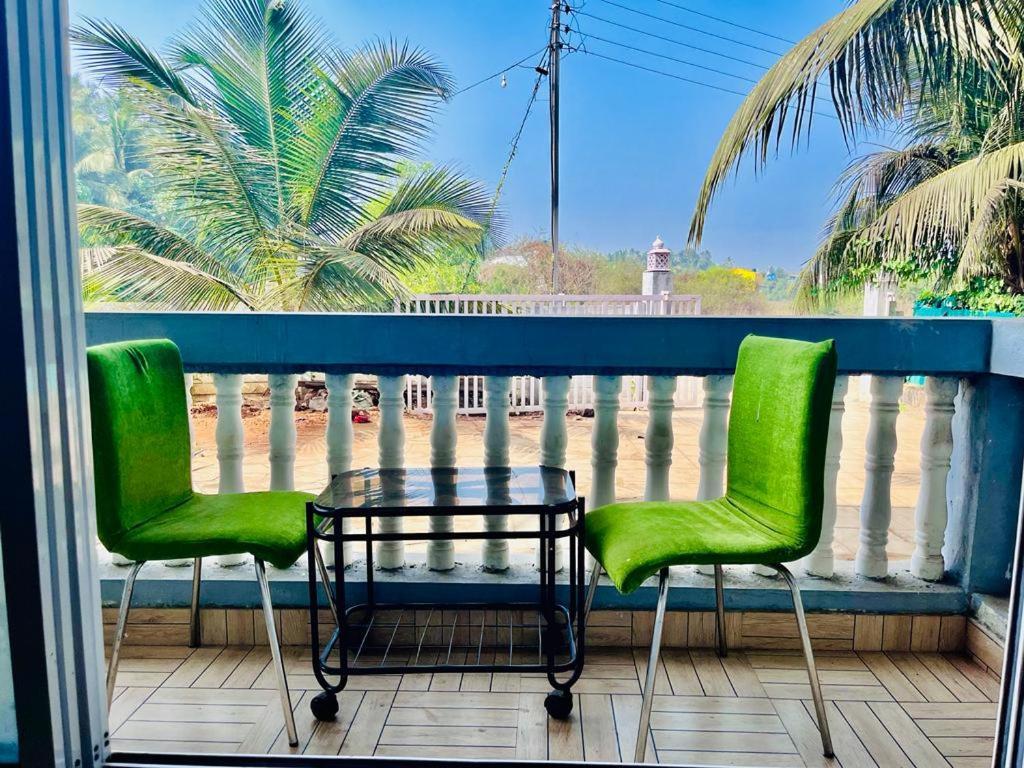 Seanest Hotel Алибаг Екстериор снимка
